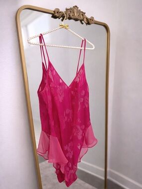 Victoria's Secret Hot Pink Floral Sheer Chemise and Matching Robe